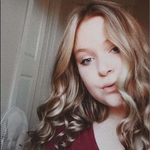 Meet your Posher, Katelynn